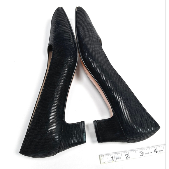 Ferragamo Womans Pumps Black Textured Heels Size 9.5 AA Narrow - Picture 4 of 7